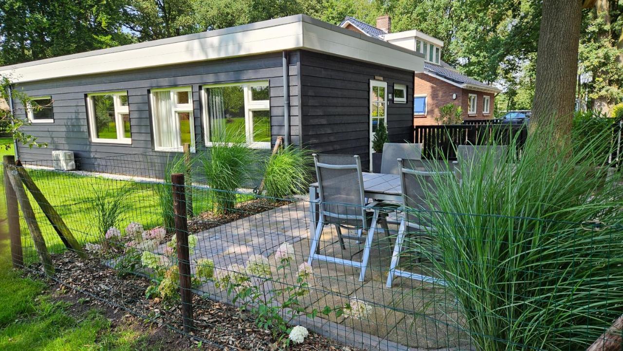 Huisje Weideblik Doornspijk Bagian luar foto