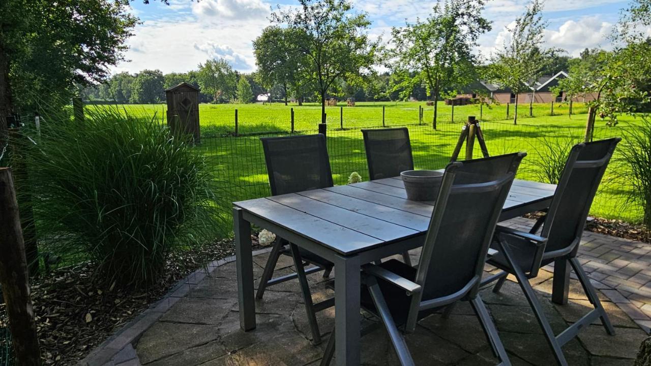 Huisje Weideblik Villa Doornspijk Bagian luar foto